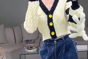 WoW😍LPL美女主持人希然更新视频：现在是礼服挑选时间！