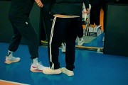 🤣太逗！孙铭徽&大秋掀开刘导内衣 后者调侃：你现在还好这口？