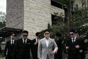 郭艾伦参加演员张百乔婚礼 是不是伴郎团里最靓的仔😎？