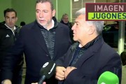 拉波尔塔国王杯赛后笑容满面离开，拒谈注册问题